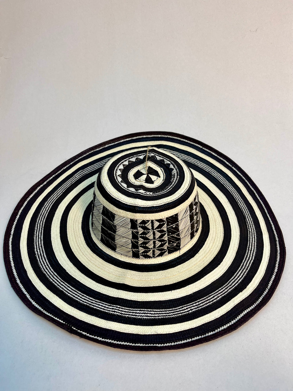 Tejido Ancestral – Sombrero Vueltiao 21 Vueltas